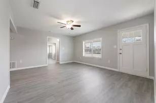 4806 Pecan Springs Rd, Austin, TX 78723 - Photo 17