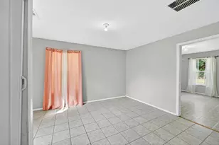 204 Taylor St, Hutto, TX 78634 - Photo 11