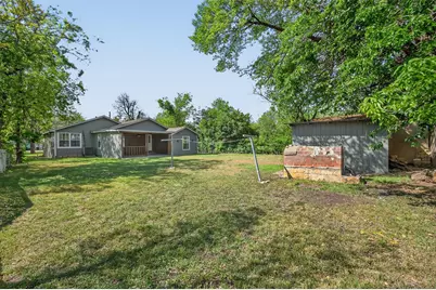 204 Taylor Street, Hutto, TX 78634 - Photo 29