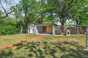 204 Taylor St, Hutto, TX 78634 - Photo 29