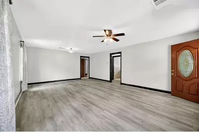 204 Taylor Street, Hutto, TX 78634 - Photo 5