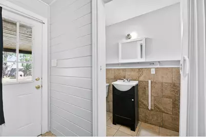 204 Taylor Street, Hutto, TX 78634 - Photo 15