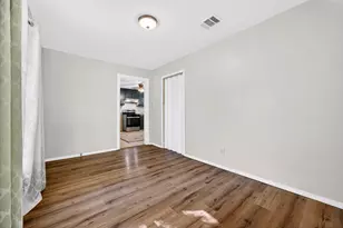 204 Taylor St, Hutto, TX 78634 - Photo 15