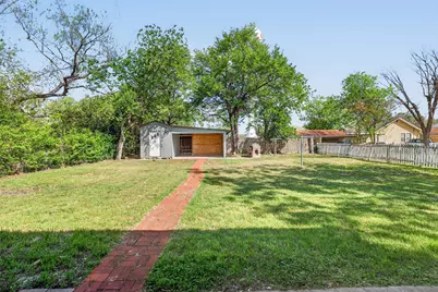 204 Taylor Street, Hutto, TX 78634 - Photo 23