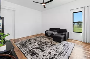 5925 County Road 236 Rd, Liberty Hill, TX 78642 - Photo 29