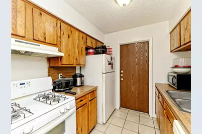 12002 Arrowwood Drive #B, Austin, TX 78727 - Photo 7