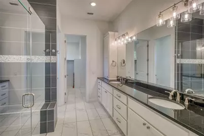 110 Rivalto Drive, Horseshoe Bay, TX 78657 - Photo 23