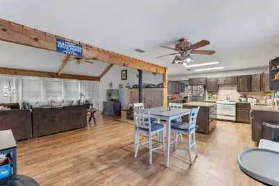 1000 County Road 215, Florence, TX 76527 - Photo 17