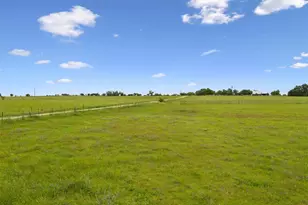 1000 Co Rd 215, Florence, TX 76527 - Photo 33