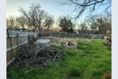 1001 S 16th Street, Waco, TX 76706 - Photo 7