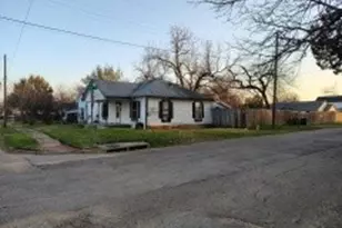 1001 S 16th St, Waco, TX 76706 - Photo 3