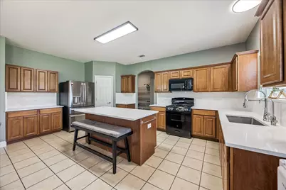 643 Shadow Creek Boulevard, Buda, TX 78610 - Photo 11