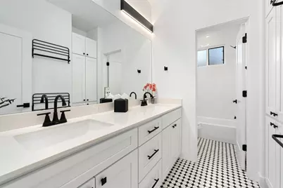 1500 Sylvan Glade #1B, Austin, TX 78745 - Photo 23