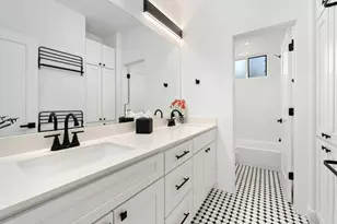 1500 Sylvan Glade, Austin, TX 78745 - Photo 23