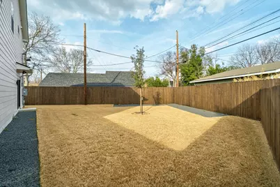 1500 Sylvan Glade #1B, Austin, TX 78745 - Photo 27