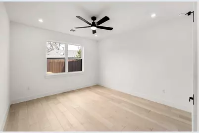 1500 Sylvan Glade #1B, Austin, TX 78745 - Photo 21