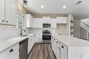 2625 Brand Iron Dr, San Marcos, TX 78666 - Photo 17