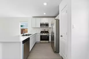 331 Bugbee, Kyle, TX 78640 - Photo 5