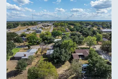 113 North Avenue, Lexington, TX 78947 - Photo 31