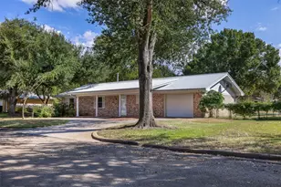 113 North Ave, Lexington, TX 78947 - Photo 3