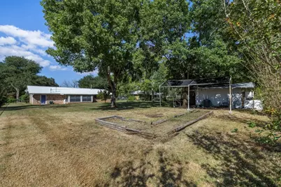 113 North Avenue, Lexington, TX 78947 - Photo 25