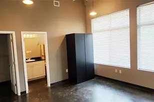 2401 E 6th St, Austin, TX 78702 - Photo 17