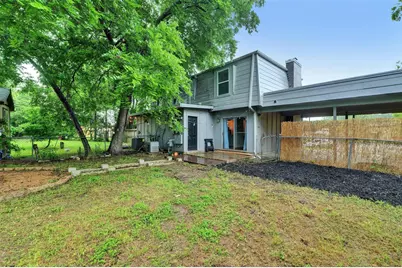 1302 E Saint Johns Avenue #A, Austin, TX 78752 - Photo 23