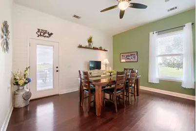 210 Battleground Circle, Taylor, TX 76574 - Photo 9
