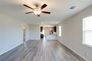 520 Republic Dr, Liberty Hill, TX 78642 - Photo 5