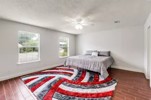 417 N Blanco St, Lockhart, TX 78644 - Photo 9