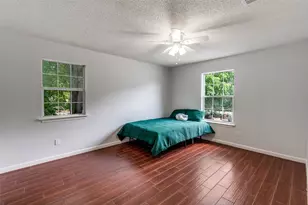 417 N Blanco St, Lockhart, TX 78644 - Photo 15