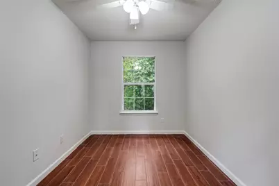417 N Blanco Street, Lockhart, TX 78644 - Photo 11