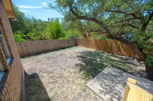 2805 Centennial Olympic Park, Austin, TX 78732 - Photo 31