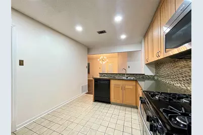 5912 Avery Island Avenue, Austin, TX 78727 - Photo 19