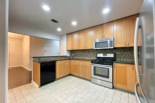 5912 Avery Island Ave, Austin, TX 78727 - Photo 15