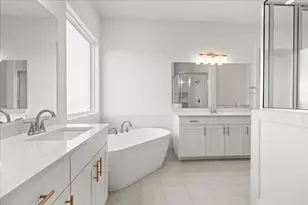 220 Begonia St, Buda, TX 78610 - Photo 13