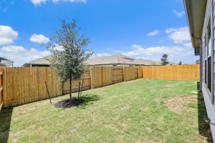 204 Melrose St, Hutto, TX 78634 - Photo 29