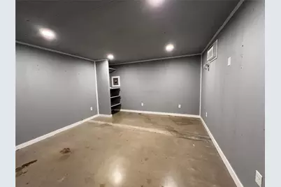 408 E 2nd Street, Taylor, TX 76574 - Photo 11