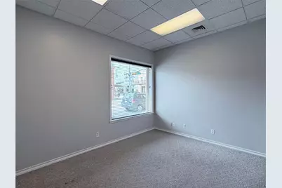 702 Chestnut Street #202, Bastrop, TX 78602 - Photo 3