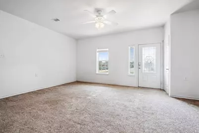 826 Savannah Cove, Elgin, TX 78621 - Photo 5