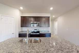 140 Little Grn Trl, Jarrell, TX 76537 - Photo 5