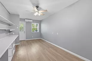 2910 Medical Arts St, Austin, TX 78705 - Photo 3