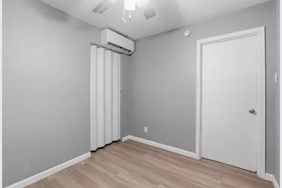 2910 Medical Arts Street #103-B, Austin, TX 78705 - Photo 9