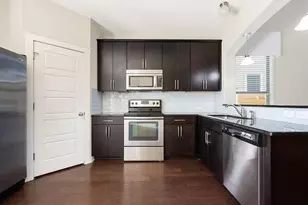 2001 Faro Dr, Austin, TX 78741 - Photo 7
