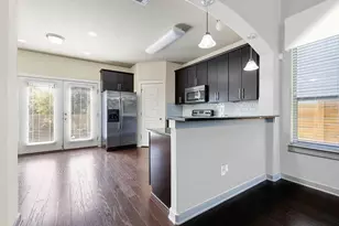2001 Faro Dr, Austin, TX 78741 - Photo 13