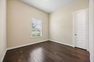 365 Arapaho Dr, Kyle, TX 78640 - Photo 13