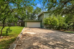 124 Firebird St, Lakeway, TX 78734 - Photo 3