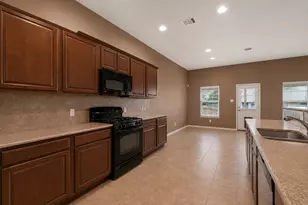 354 Camelia Pkwy, Kyle, TX 78640 - Photo 9
