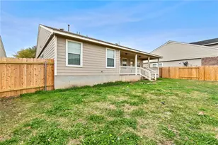 354 Camelia Pkwy, Kyle, TX 78640 - Photo 25