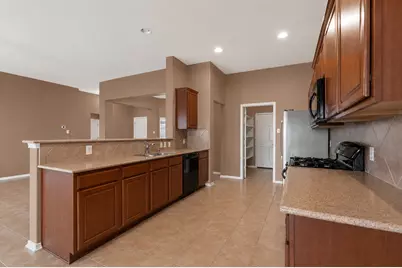 354 Camelia Parkway, Kyle, TX 78640 - Photo 5